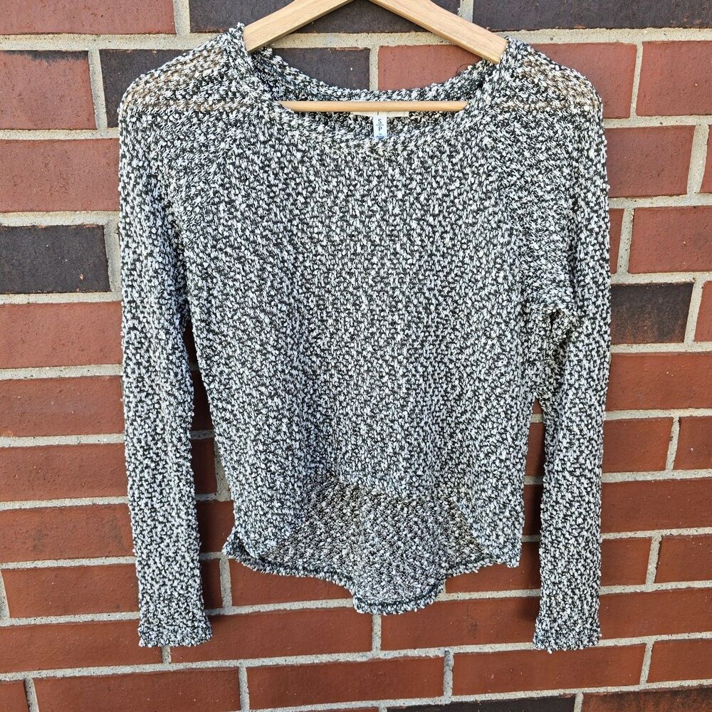 Aeropostale Popcorn Knit Top Women Sz Small Gray White Pullover High Low
